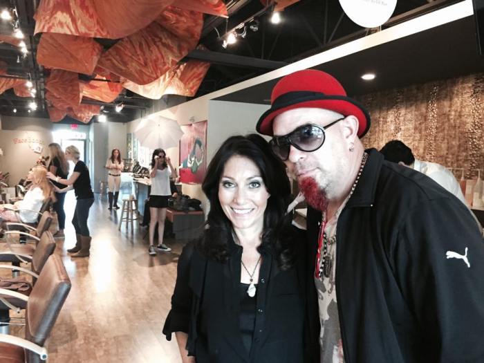 Floyd The Rock Artist &amp; Mindy (Soblo)