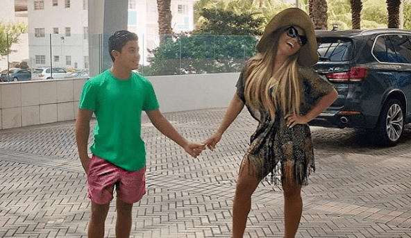 Captura de pantalla 2016-08-04 a las 7.05.42 PM